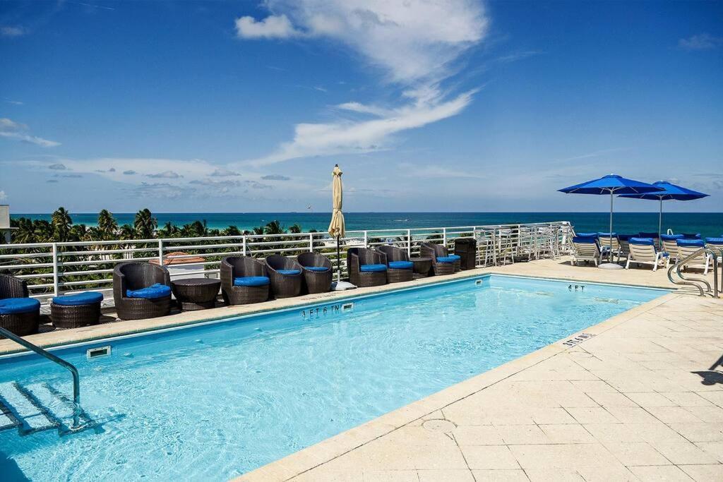 King Bed-Apt With Rooftop Pool-Bar D303 Appartement Miami Beach Buitenkant foto